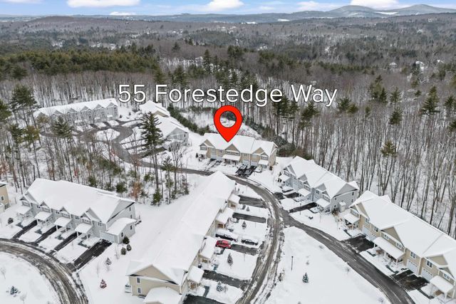 55 Forestedge Way, Manchester, NH 03102