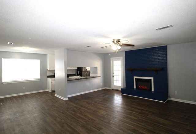 101 Twilight Dr., Taylor, AL 36301