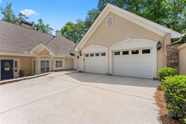 2200 Orchard Drive, Clarkesville, GA 30523