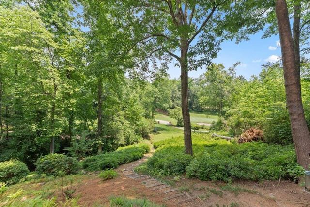 2200 Orchard Drive, Clarkesville, GA 30523