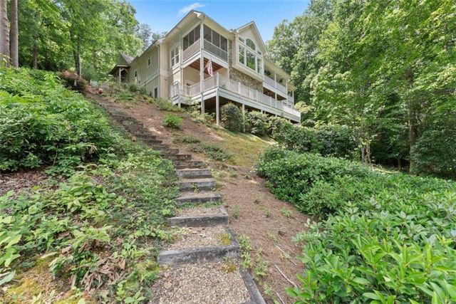 2200 Orchard Drive, Clarkesville, GA 30523