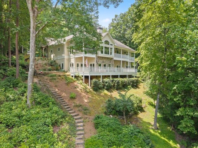 2200 Orchard Drive, Clarkesville, GA 30523