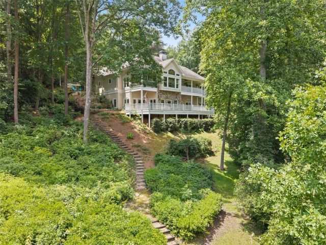 2200 Orchard Drive, Clarkesville, GA 30523
