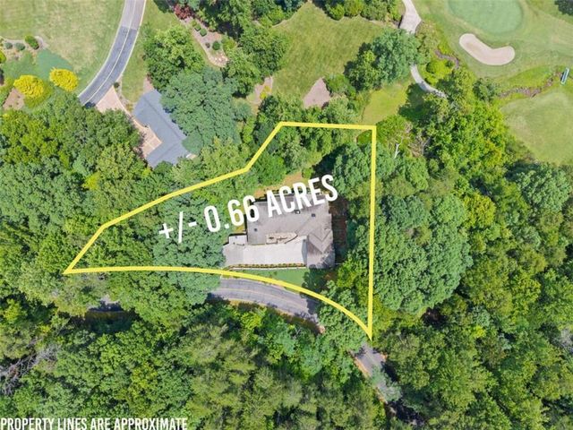 2200 Orchard Drive, Clarkesville, GA 30523