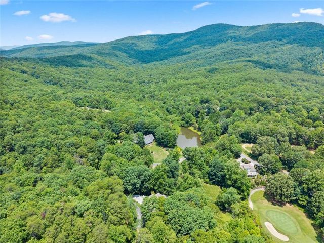 2200 Orchard Drive, Clarkesville, GA 30523
