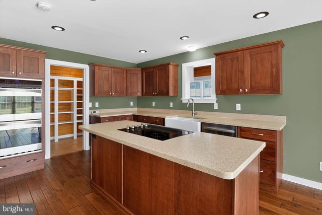 6857 FIRE TOWER RD, Hebron, MD 21830