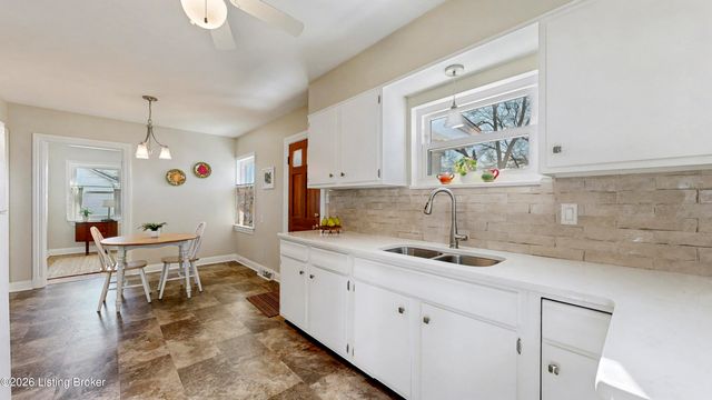 606 Edna Rd, Louisville, KY 40206