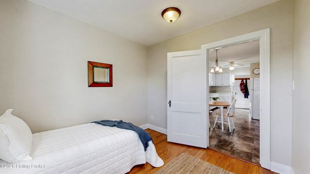 606 Edna Rd, Louisville, KY 40206