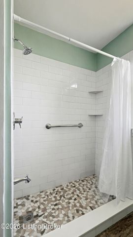 606 Edna Rd, Louisville, KY 40206