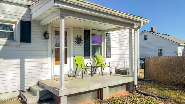 606 Edna Rd, Louisville, KY 40206