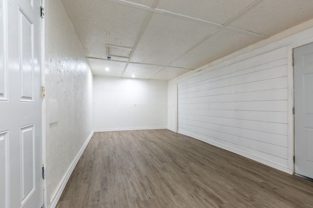 2121 W College Street, Springfield, MO 65806