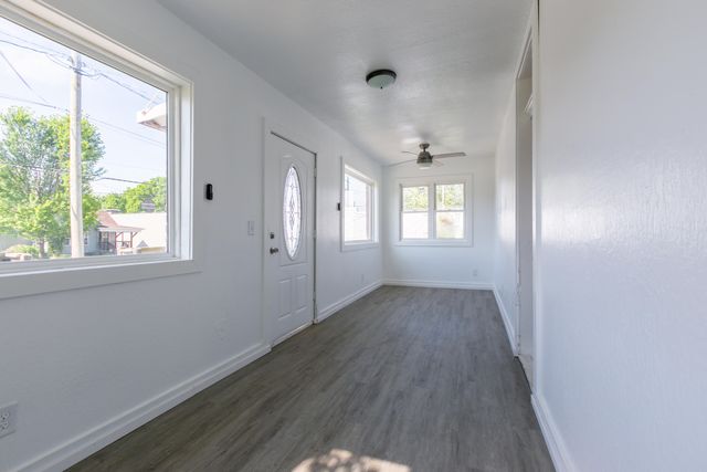 2121 W College Street, Springfield, MO 65806