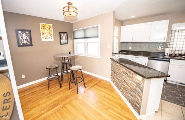 6695 Broadway Street, Indianapolis, IN 46220