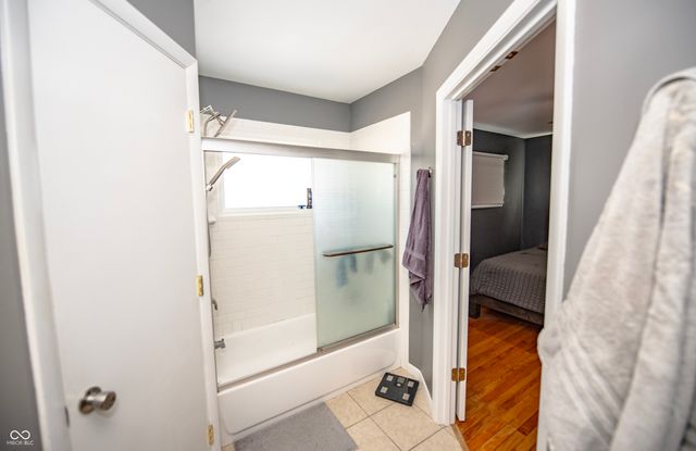 6695 Broadway Street, Indianapolis, IN 46220