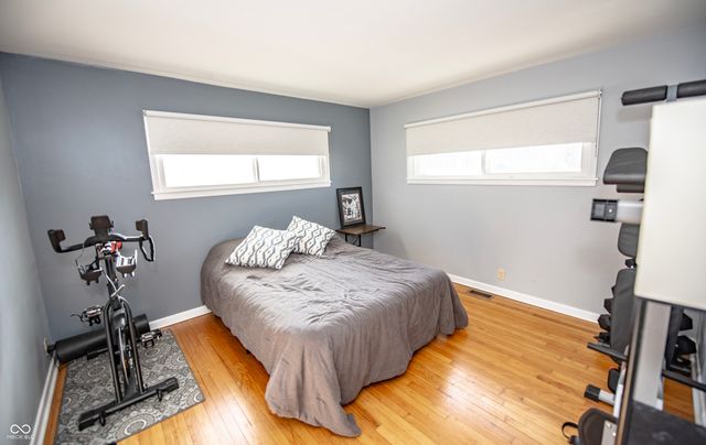 6695 Broadway Street, Indianapolis, IN 46220