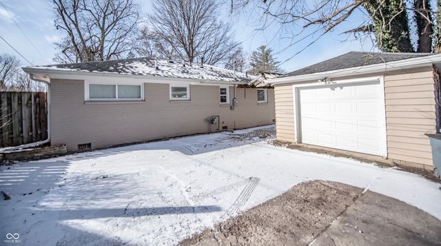 6695 Broadway Street, Indianapolis, IN 46220