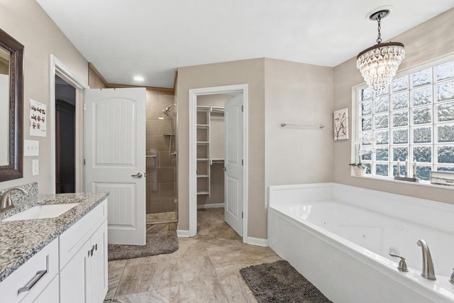 50 Bowling Ln Lane, Conway, AR 72032