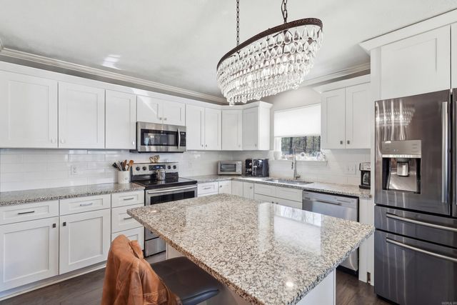 50 Bowling Ln Lane, Conway, AR 72032