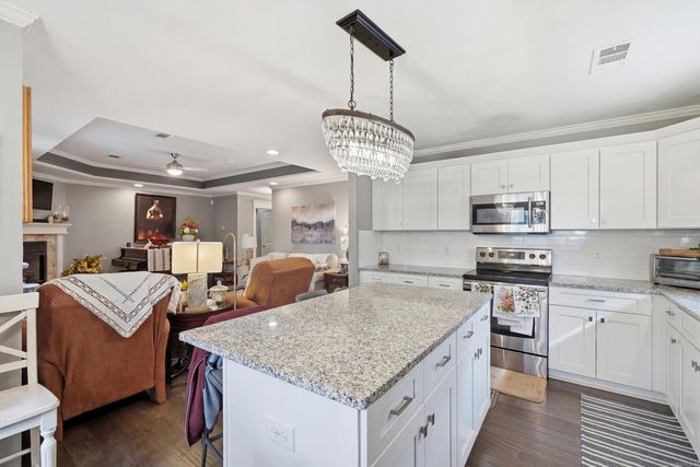 50 Bowling Ln Lane, Conway, AR 72032