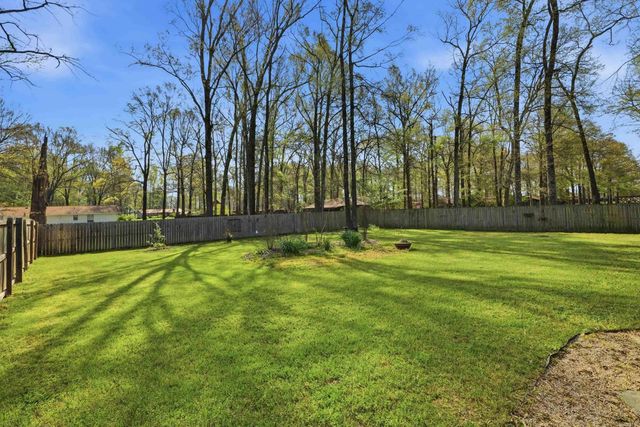 50 Bowling Ln Lane, Conway, AR 72032