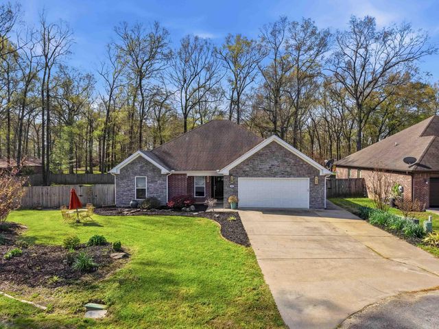 50 Bowling Ln Lane, Conway, AR 72032