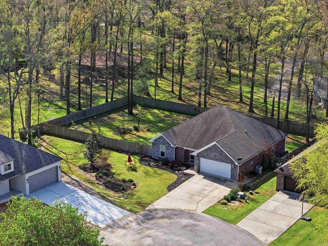 50 Bowling Ln Lane, Conway, AR 72032