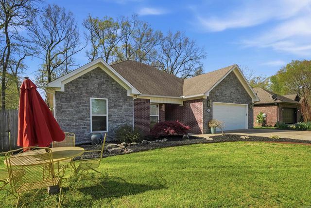 50 Bowling Ln Lane, Conway, AR 72032