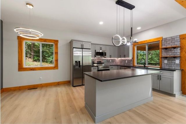 30 Laurel Branch, Blue Ridge, GA 30513