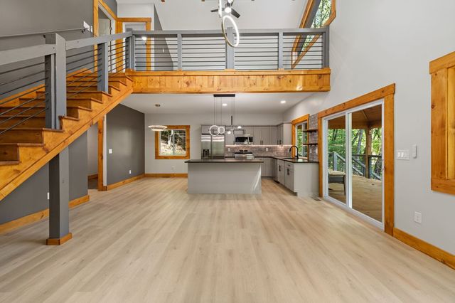 30 Laurel Branch, Blue Ridge, GA 30513