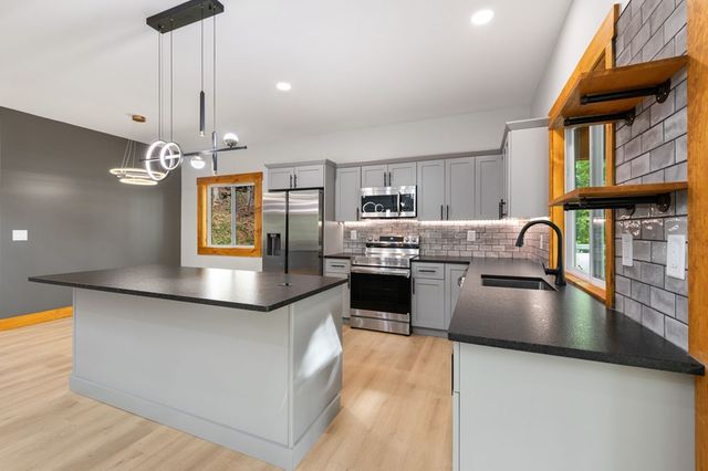 30 Laurel Branch, Blue Ridge, GA 30513