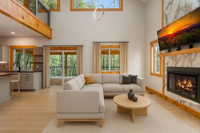 30 Laurel Branch, Blue Ridge, GA 30513