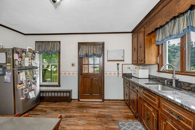 59 Riverneck Rd, Chelmsford, MA 01824