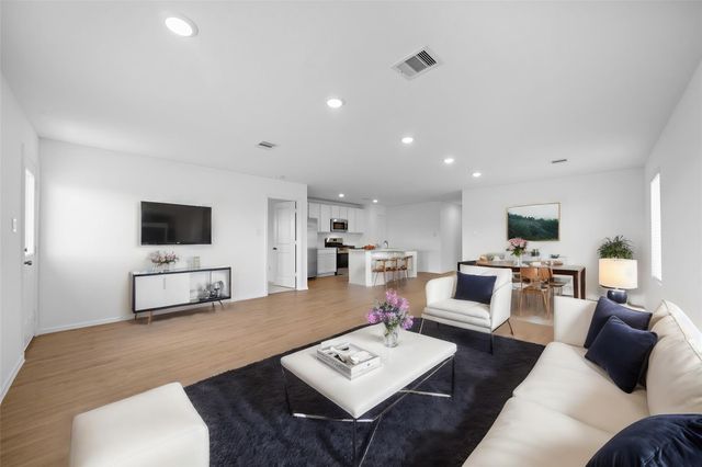 2222 Still Bend Lane, League City, TX 77573