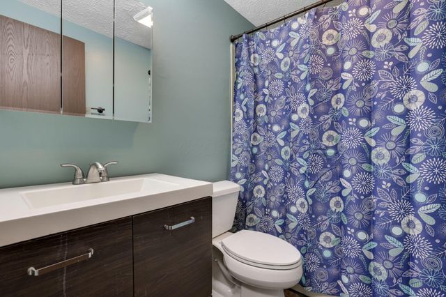 3218 Colony Vista Lane, Columbus, OH 43204