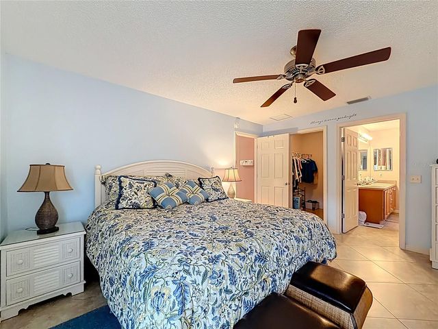 1399 HOLLY HILL AVENUE, The Villages, FL 32162