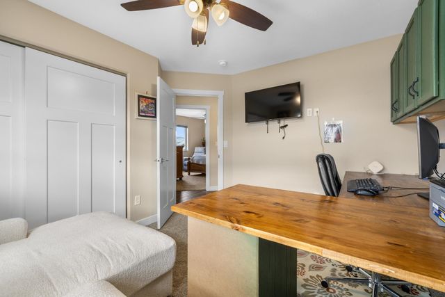 1016 NE 34th Ave, Minot, ND 58703