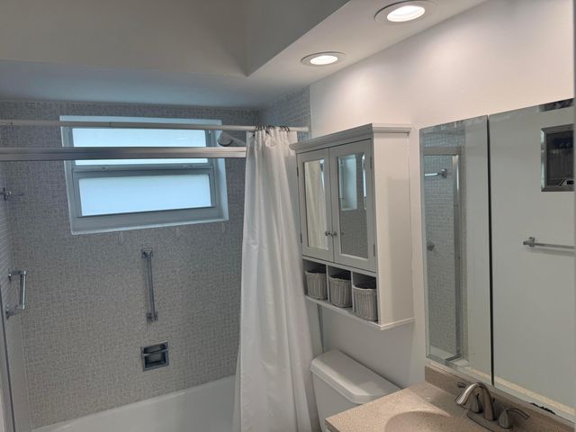 460 Paradise Isle Boulevard 101, Hallandale Beach, FL 33009
