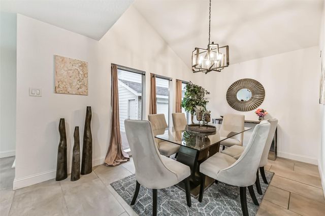 5403 Royal Parkway, Friendswood, TX 77546