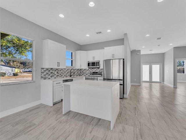 803 N 20th Street, Fort Pierce, FL 34950
