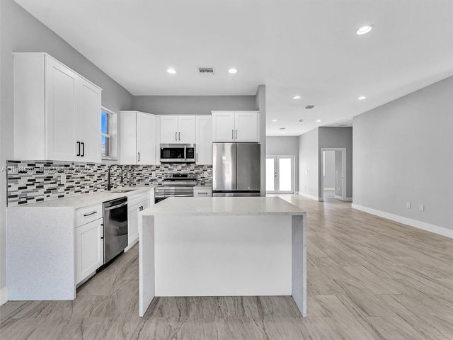 803 N 20th Street, Fort Pierce, FL 34950