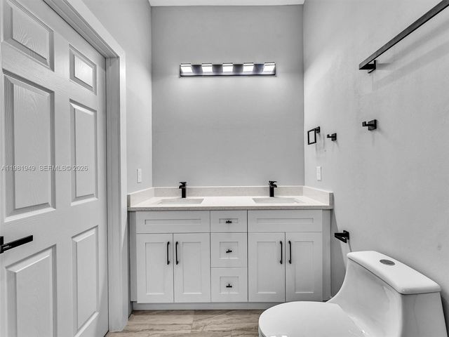 803 N 20th Street, Fort Pierce, FL 34950