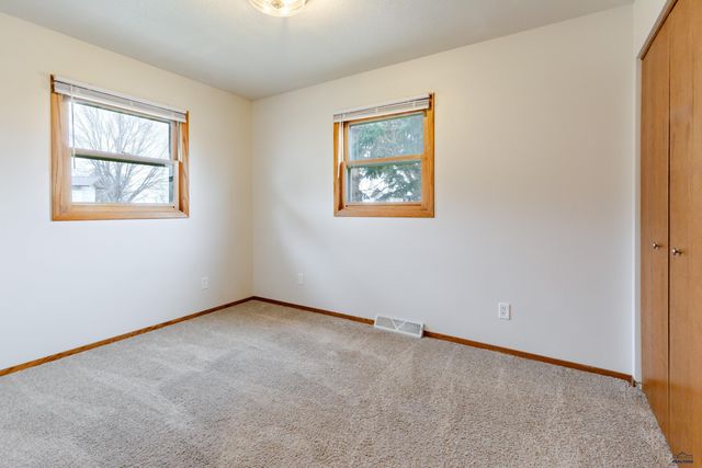 818 SYCAMORE, Rapid City, SD 57701