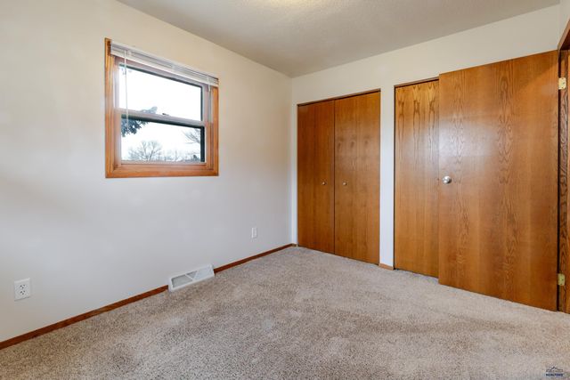 818 SYCAMORE, Rapid City, SD 57701