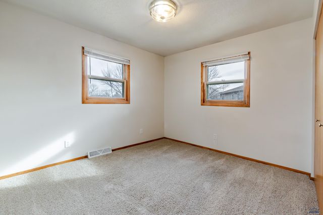 818 SYCAMORE, Rapid City, SD 57701