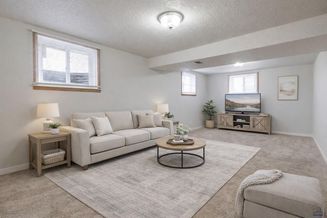 818 SYCAMORE, Rapid City, SD 57701