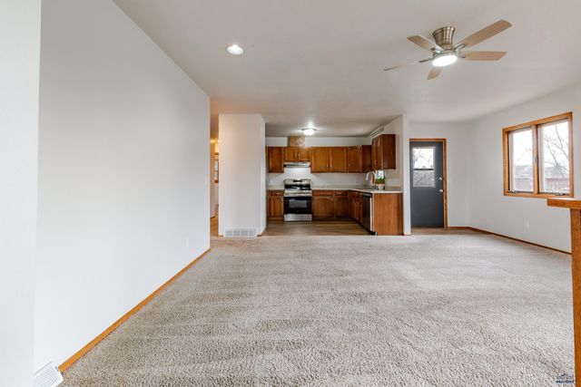 818 SYCAMORE, Rapid City, SD 57701