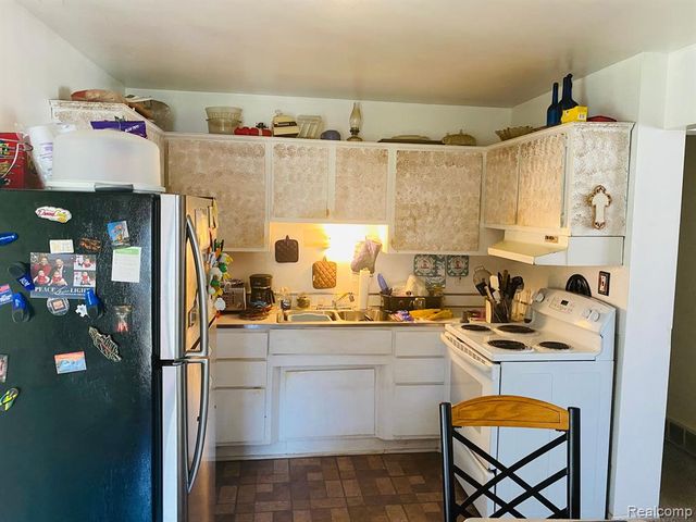 192 Gage Street, Pontiac, MI 48342