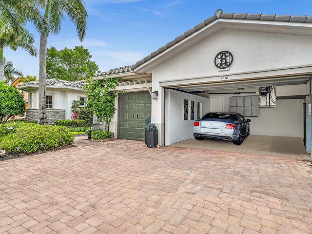7738 NW 112th Way, Parkland, FL 33076
