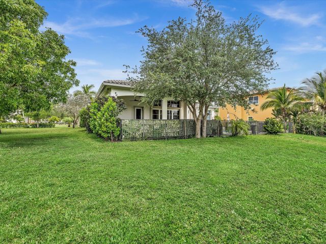 7738 NW 112th Way, Parkland, FL 33076