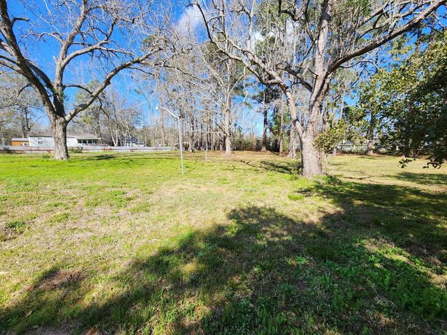 25609 Fm 2100 Road, Huffman, TX 77336
